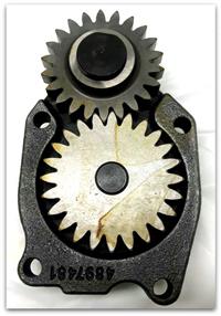 9M-1059 | 9M-1059 Oil Pump Cummins 6BT 8 (8).JPG