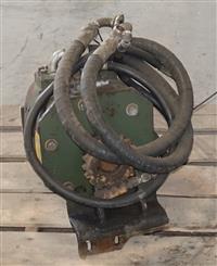 9M-825 | 9M-825  M936 Wrecker Dynex Rear Drag Winch Hydraulic Motor (Used) (1).JPG
