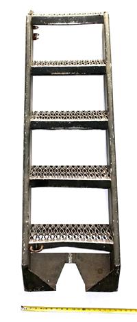 ALL-5213 | ALL-5213 5-Step Boarding Ladder (1) (Large).JPG