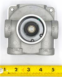 COM-5849 | COM-5849 Air Pressure Relay Valve LMTV MTV Long Wheel Base Trucks Trailers (3).JPG