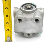 COM-5849 | COM-5849 Air Pressure Relay Valve LMTV MTV Long Wheel Base Trucks Trailers (5).JPG