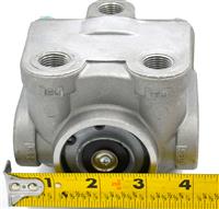 COM-5849 | COM-5849 Air Pressure Relay Valve LMTV MTV Long Wheel Base Trucks Trailers (9).JPG