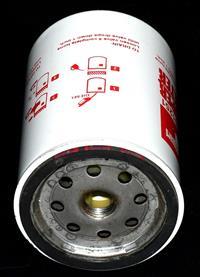 9M-782 | COM-6033  Fuel Water Separator Filter Cummins 5.9L and 8.3L Diesel Turbocharge Engine (3).jpg