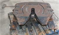 COM-6279 | COM-6279  Low Profile 5th Wheel Plate 5th Wheel Tractor (2).JPG