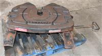 COM-6279 | COM-6279  Low Profile 5th Wheel Plate 5th Wheel Tractor (6).JPG