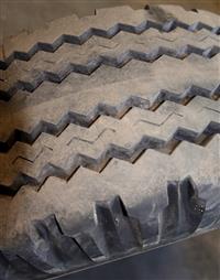 TI-268 | Del-Nat 12-16.5LT Hiway Tire Rim (5).JPG