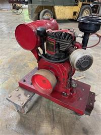 ENG-104 | ENG-012 Engine Antique Briggs and Stratton Engine on Cart (CLONE).jpg