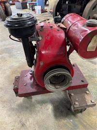 ENG-012 | ENG-012 Engine Antique Briggs and Stratton Engine on Cart 7.jpg