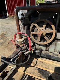 ENG-013 | ENG-013 Engine Antique Onan Twin Cylinder Engine 6.jpg