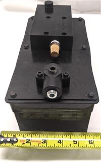 FM-224 | FM-224  Air Hydraulic Cab Lift Power Unit Pump (17).jpg