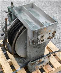 HEM-358 | HEM-358 Winch Assembly Oshkosh MTVR  (12).JPG