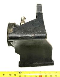 HM-1098 | HM-1098  Power Steering Pump With Mounting Bracket HMMWV (6)(USED).jpg