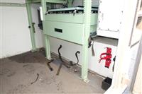 HM-909 | HM-909 S-788 Shielded Electrical Equipment Shelter for HMMWV USED (22).JPG