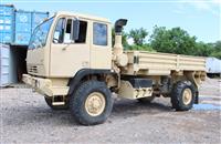M1078 LMTV  2 1/2 Ton Cargo Truck 4x4 All Wheel Drive