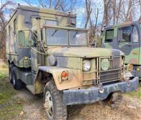 T-09182009-102 | M35A2 Enclosed Van Truck Multifuel Turbo Diesel Engine 6x6 2.jpg