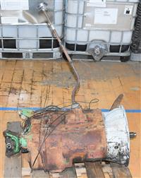 SP-519 | Manual 13 Speed Eaton Fuller Transmission Overdrive (8).JPG
