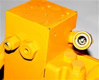 SNOW-084 | SNOW-084 Meyer E61H PA 12 Volt 1.5 x 10 Ram Electro Touch Pad Hydrau (19).JPG