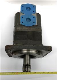 SP-2763 | SP-2763 Koehring Crane Hydraulic Motor (2).JPG