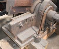 SP-698 | SP-698  Metal Shear Lever Action Metal Shear Flywheel Vintage (13).JPG