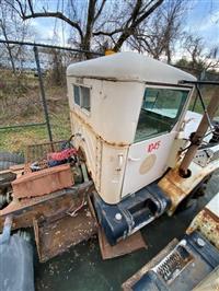 T-01012001-103 | T-01012001-103 5th Wheel Tractor (65).jpg