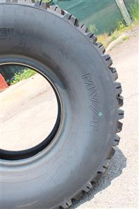 TI-124 | TI-124 Goodyear MVT MVT 39585R20 Radial Tire 100% Tread  (12).JPG