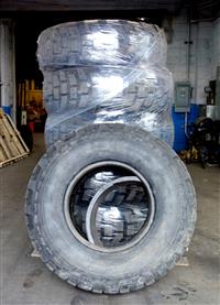 TI-127 | TI-127  Lot of 6 Michelins X 14.5R20 Tires (Lot Sale) (USED) (3).JPG