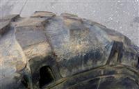 TI-140 | TI-140  Michelin XML 39585R20 Tire (Lot Sale) (USED) (5).JPG