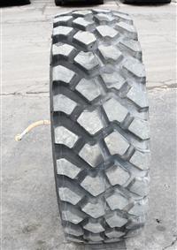 TI-1822 | TI-1822 Tire (5).JPG