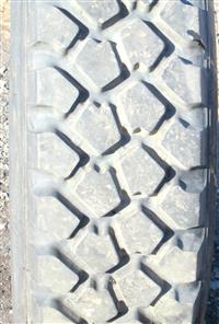 TI-1832 | TI-1832 Michelin XZL 11.00 x 20 Tires 75 Percent Tread or Higher (12).JPG