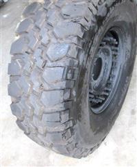 TI-1833 | TI-1833 BF Goodrich Baja TA 37X12.50R16.5LT NON CTIS (100%)  (9).JPG
