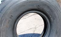 TI-1845 | TI-1845 Goodyear G114 10Rx15 100% Tread Tire (7).JPG