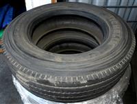TI-1886 | TI-1886  Michelin XZE 24570R19.5 Radial Tire 70 x 19 (8).JPG