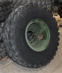 TI-1899 | TI-1899  Michelin 14.00R20 XZL Tire 75% Tread Average Mounted on 10 Hole 2 Piece Wheel Lot of 7 (26).JPG