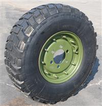 TI-1901 | TI-1901  Michelin XL 14.5R20 Tire 100% Tread Mounted on 6 Bolt 10 Stud Rim (11).JPG