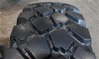 TI-1902 | TI-1902  Michelin XZL 39585R20 Tire 65% Tread Mounted on 6 Bolt 10 Stud Rim Lot of 6 (17).JPG