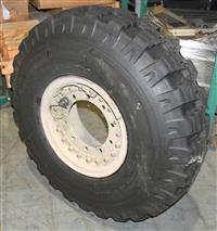 TI-261 | TI-261  General 14.00R20 Tire 100% Tread Mounted on 20 Stud 10-Hole Hub Pilot Rim CTIS (15).JPG