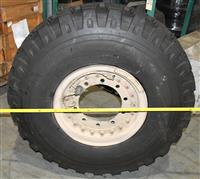 TI-261 | TI-261  General 14.00R20 Tire 100% Tread Mounted on 20 Stud 10-Hole Hub Pilot Rim CTIS (19).JPG