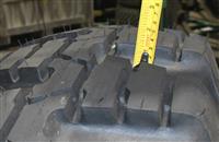 TI-261 | TI-261  General 14.00R20 Tire 100% Tread Mounted on 20 Stud 10-Hole Hub Pilot Rim CTIS (22).JPG