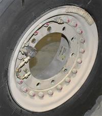 TI-261 | TI-261  General 14.00R20 Tire 100% Tread Mounted on 20 Stud 10-Hole Hub Pilot Rim CTIS (25).JPG