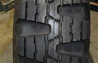 TI-261 | TI-261  General 14.00R20 Tire 100% Tread Mounted on 20 Stud 10-Hole Hub Pilot Rim CTIS (31).JPG