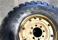 TI-380 | TI-380  Goodyear Wrangler RT II 16.5 36x12.5x16.5 With Run Flat Insert Mounted on Rim (Used)  (13).jpg