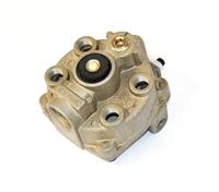 TR-146 | TR-146  Valve Air Brake Emergency Relay Valve Midland M872A3 Trailer (8).JPG