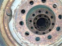 TI-1853 | Ti-1853 24 Inch Wheel with Junk Tire M916 M920 3.jpg